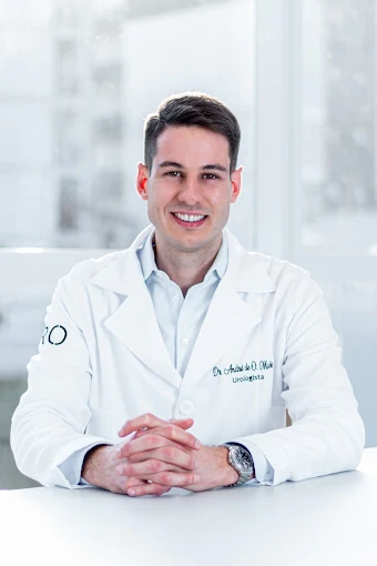 Dr. André Martins, Urologista